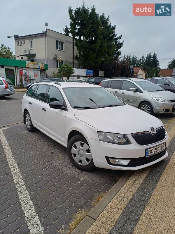 Универсал Skoda Octavia 2015 в Дрогобыче