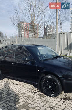 Хэтчбек Skoda Octavia 2005 в 