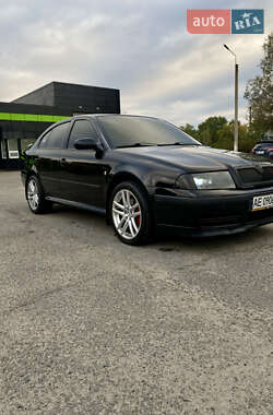 Лифтбек Skoda Octavia 2005 в Днепре