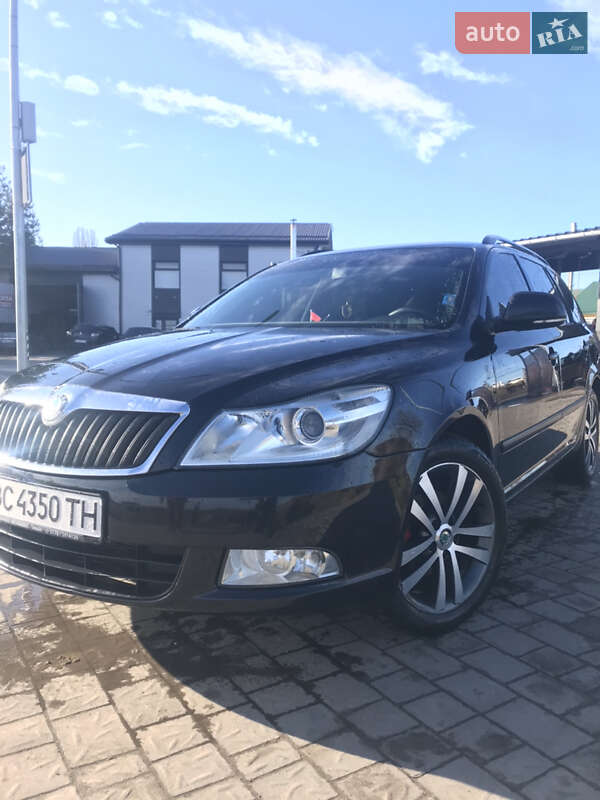 Універсал Skoda Octavia 2012 в Мостиській