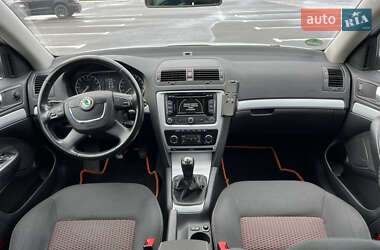 Универсал Skoda Octavia 2010 в 