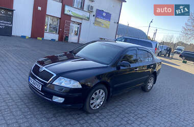 Лифтбек Skoda Octavia 2008 в Ровно