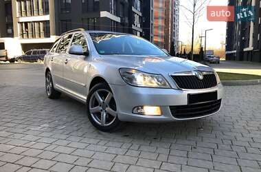 Універсал Skoda Octavia 2012 в Івано-Франківську