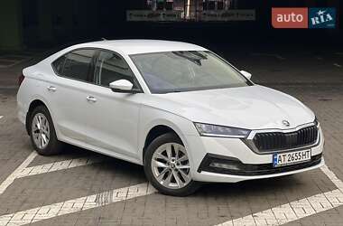 Skoda Octavia 2023