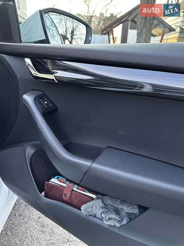 Универсал Skoda Octavia 2017 в Киеве фото 14 Универсал Skoda Octavia 2017 в Киеве