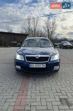 Универсал Skoda Octavia 2011 в 