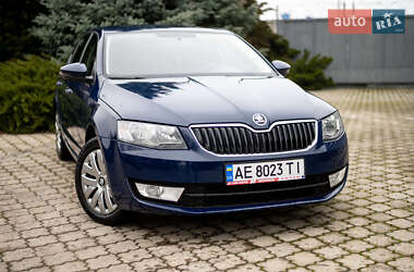 Ліфтбек Skoda Octavia 2015 в Павлограді