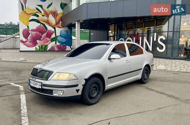 Ліфтбек Skoda Octavia 2004 в Києві