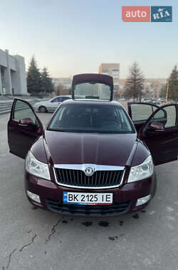 Ліфтбек Skoda Octavia 2009 в Рівному