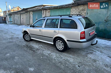 Універсал Skoda Octavia 2004 в Козятині