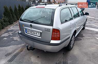 Универсал Skoda Octavia 2009 в 
