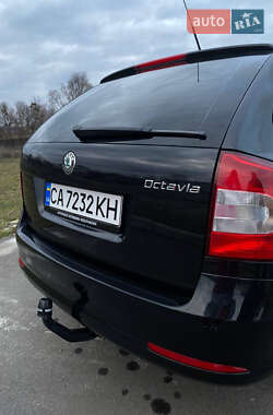 Універсал Skoda Octavia 2010 в 