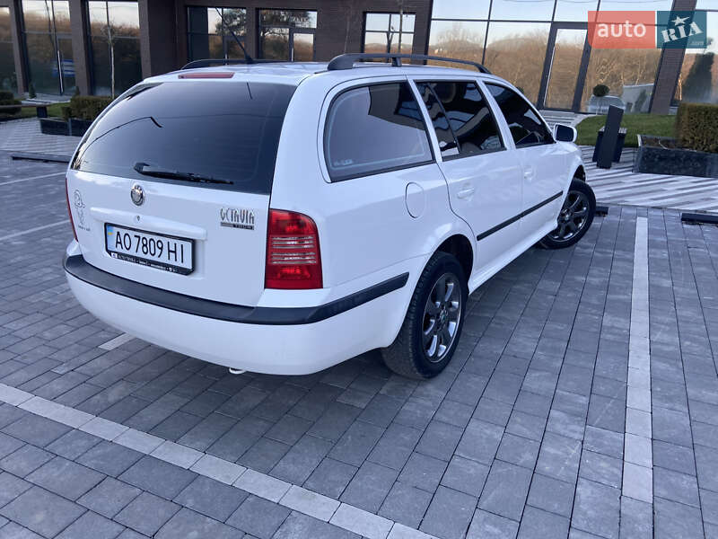 Універсал Skoda Octavia 2007 в Ужгороді