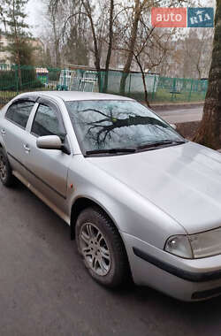 Лифтбек Skoda Octavia 2006 в Сумах