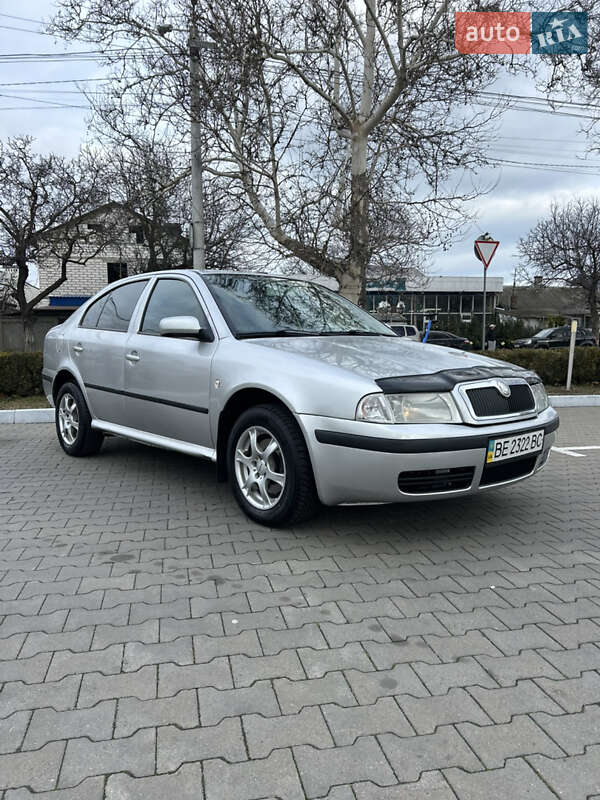 Ліфтбек Skoda Octavia 2004 в Одесі