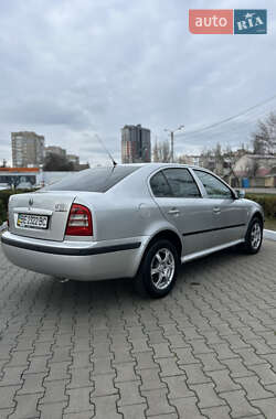 Ліфтбек Skoda Octavia 2004 в Одесі