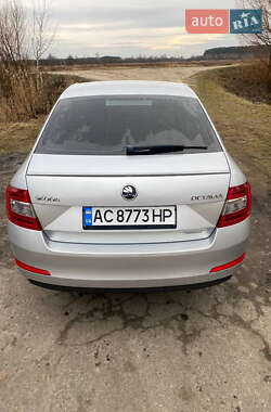 Ліфтбек Skoda Octavia 2014 в 