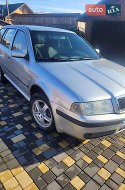 Универсал Skoda Octavia 2004 в 