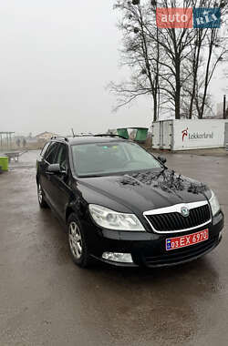 Універсал Skoda Octavia 2012 в Сумах