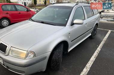 Универсал Skoda Octavia 2001 в 
