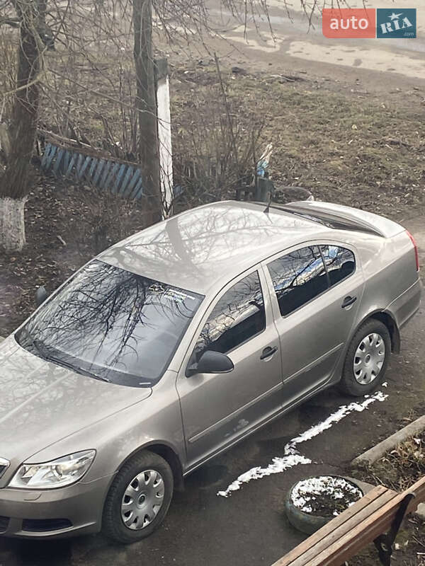 Лифтбек Skoda Octavia 2010 в Хмельницком фото 3 Лифтбек Skoda Octavia 2010 в Хмельницком