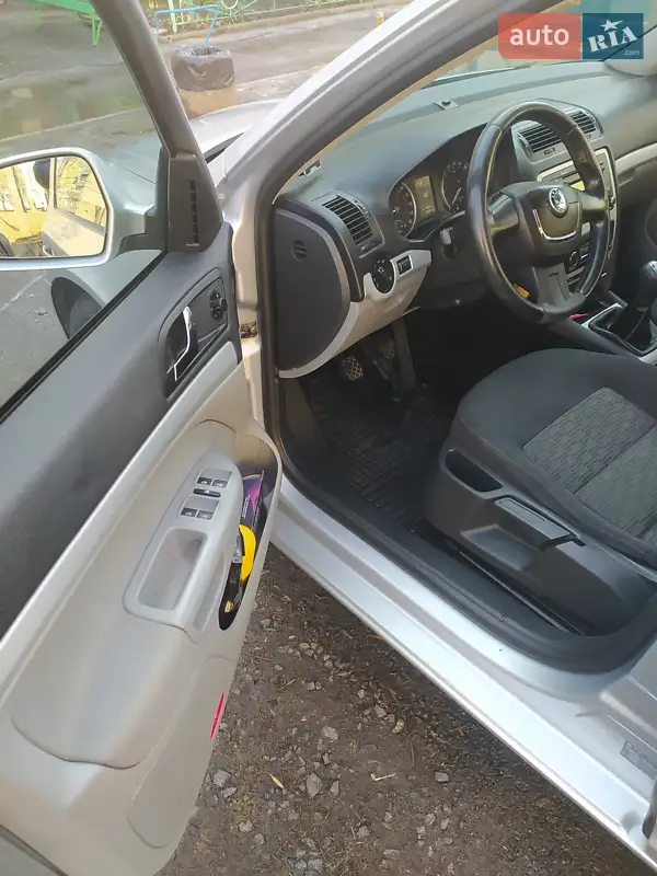 Skoda Octavia 2011 VIN TMBCT61ZXC2054760 фото оголошення 11 з 50