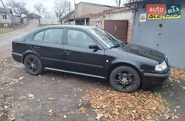 Лифтбек Skoda Octavia 2001 в 