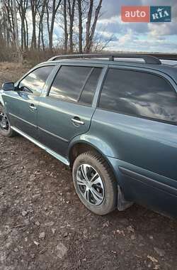 Универсал Skoda Octavia 2004 в Ромнах