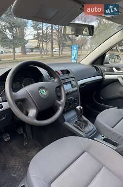 Универсал Skoda Octavia 2005 в Вознесенске