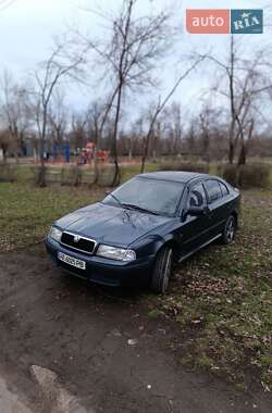 Ліфтбек Skoda Octavia 1999 в Кривому Розі