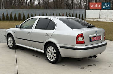 Ліфтбек Skoda Octavia 2004 в Луцьку