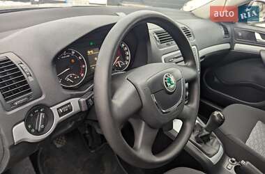 Универсал Skoda Octavia 2010 в Ровно