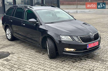 Универсал Skoda Octavia 2017 в Черновцах