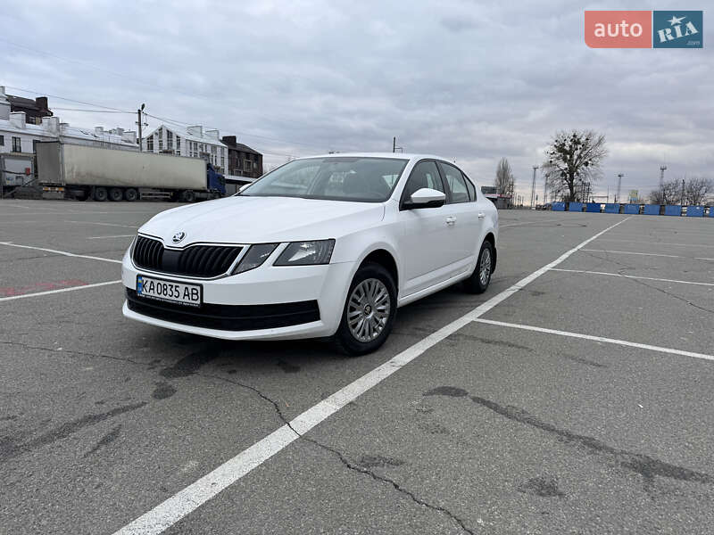 Лифтбек Skoda Octavia 2019 в Киеве