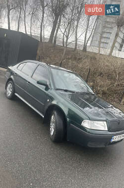 Ліфтбек Skoda Octavia 2004 в Києві