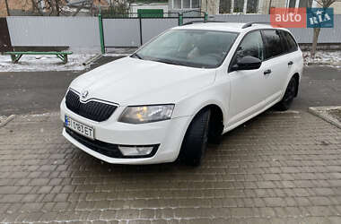 Універсал Skoda Octavia 2015 в Лохвиці