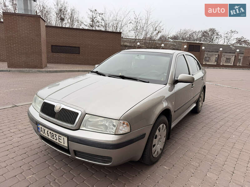 Лифтбек Skoda Octavia 2007 в Змиеве