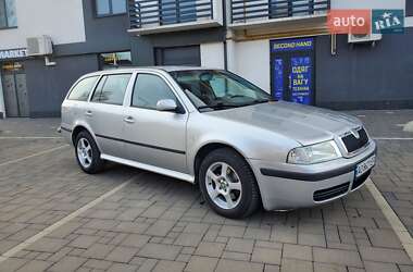 Універсал Skoda Octavia 2001 в Сваляві