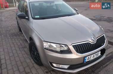 Универсал Skoda Octavia 2013 в Кривом Роге