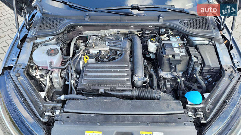 Лифтбек Skoda Octavia 2023 в Ивано-Франковске