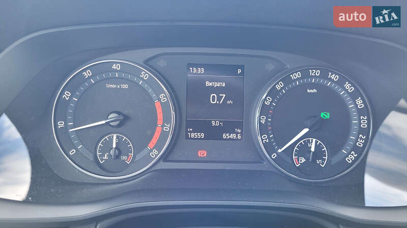 Лифтбек Skoda Octavia 2023 в Ивано-Франковске