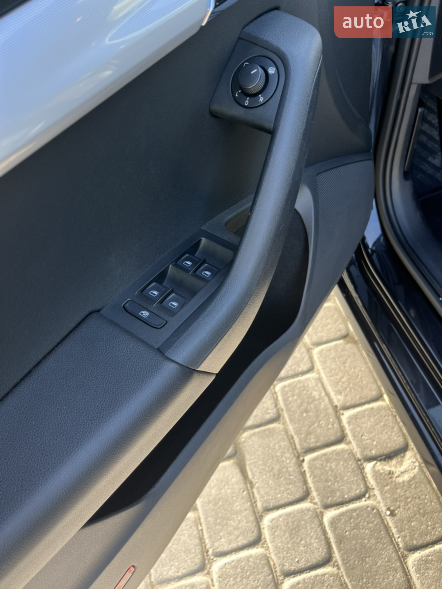 2015 Skoda Octavia - мініатюра 28