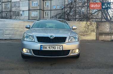 Универсал Skoda Octavia 2012 в 