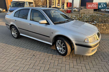 Ліфтбек Skoda Octavia 2009 в Дніпрі