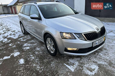 Універсал Skoda Octavia 2017 в Долині