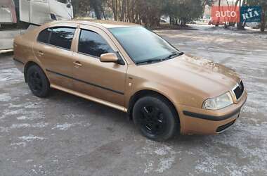 Лифтбек Skoda Octavia 2001 в Каменском