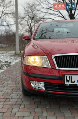 Лифтбек Skoda Octavia 2008 в Кропивницком