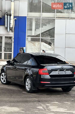 Ліфтбек Skoda Octavia 2013 в Кривому Розі