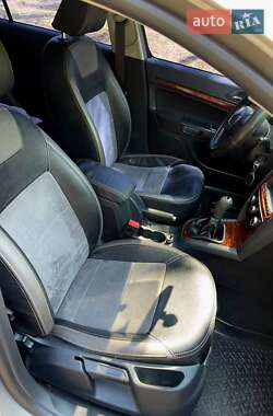 Лифтбек Skoda Octavia 2011 в 