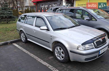 Універсал Skoda Octavia 2003 в Чернівцях